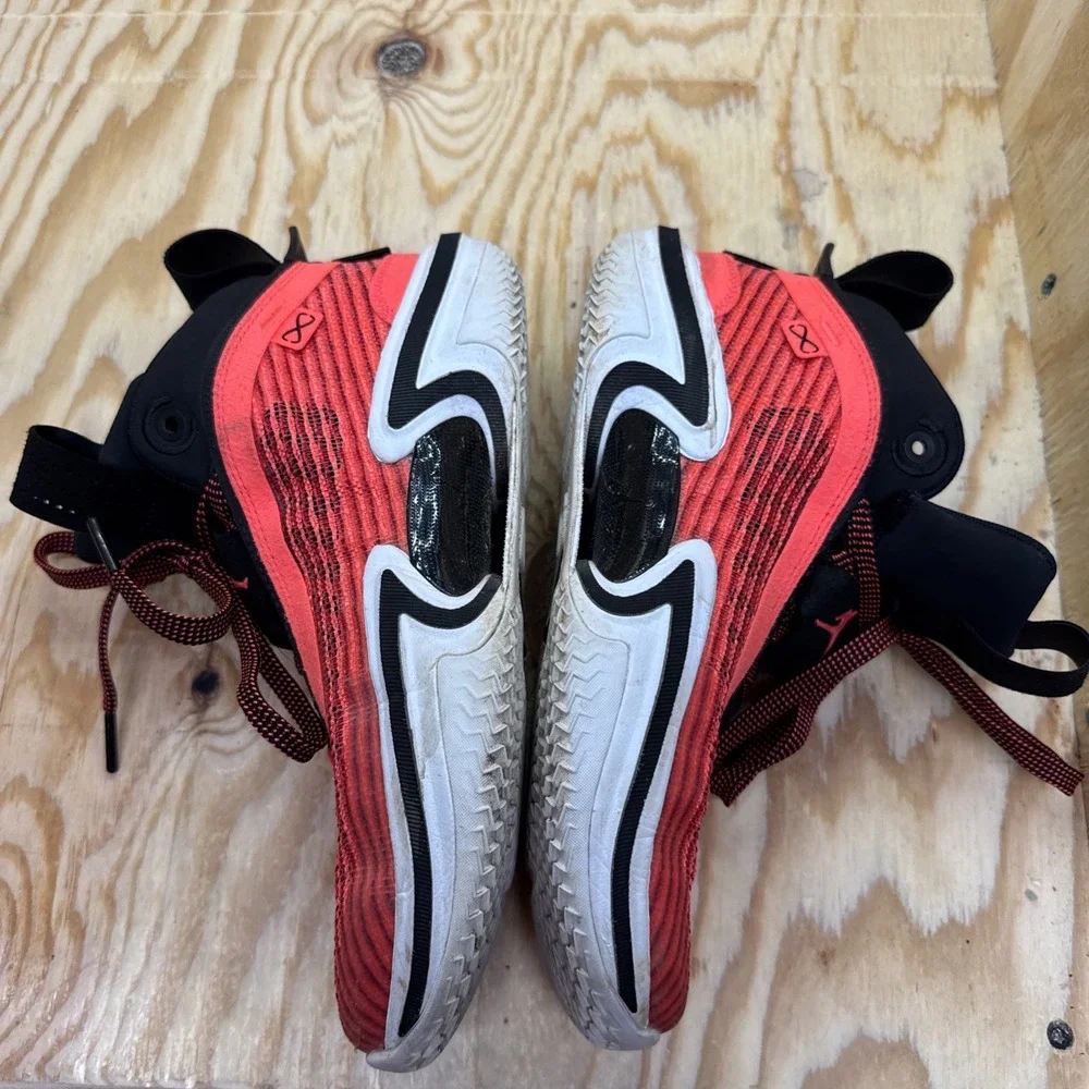 Nike pre owned